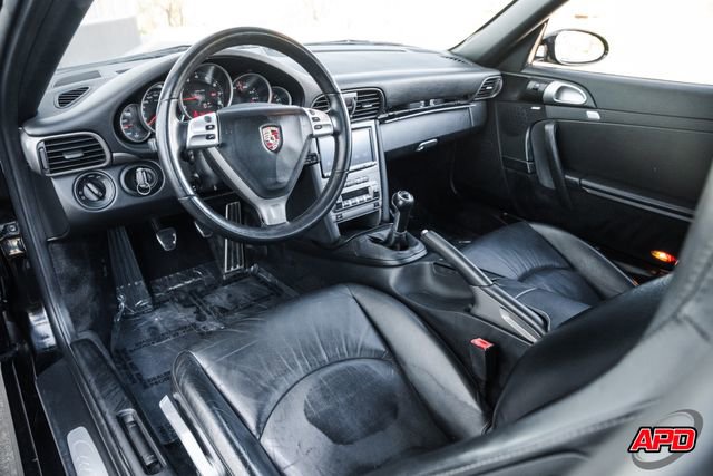 Used 2005 Porsche 911 Carrera RWD image 2