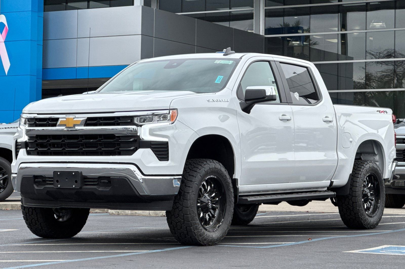 New 2025 Chevrolet Silverado 1500 LT image 7