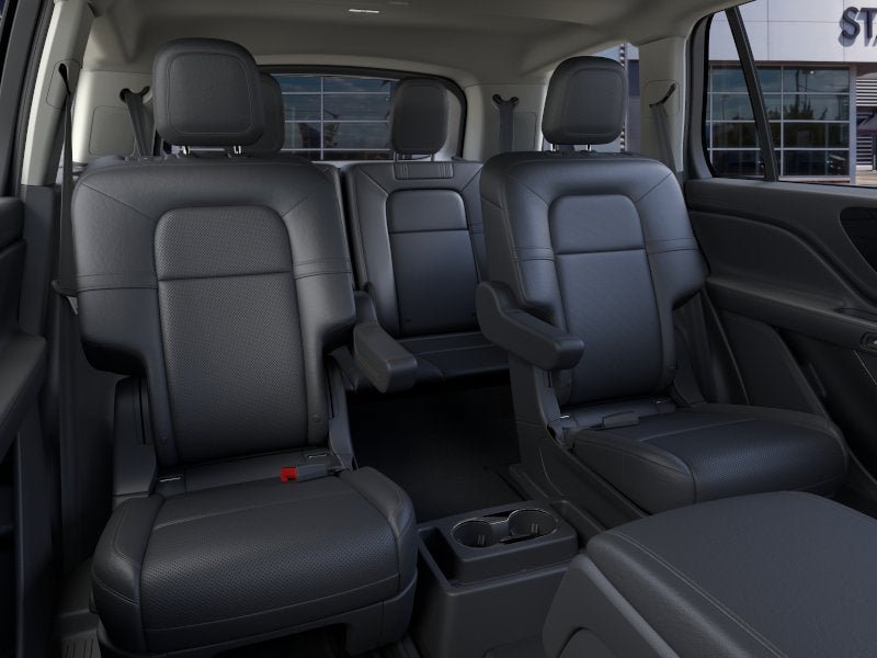 New 2026 Lincoln Aviator AWD image 11