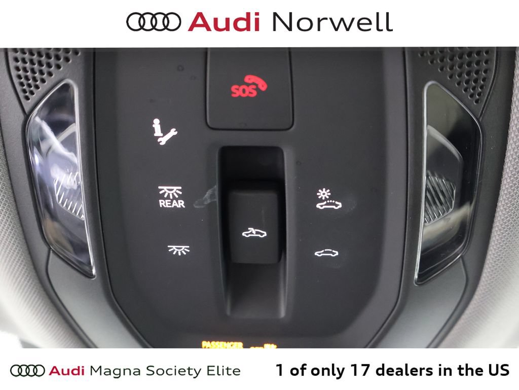 Used 2025 Audi Q5 Premium w/ Convenience Package AWD/4WD image 9