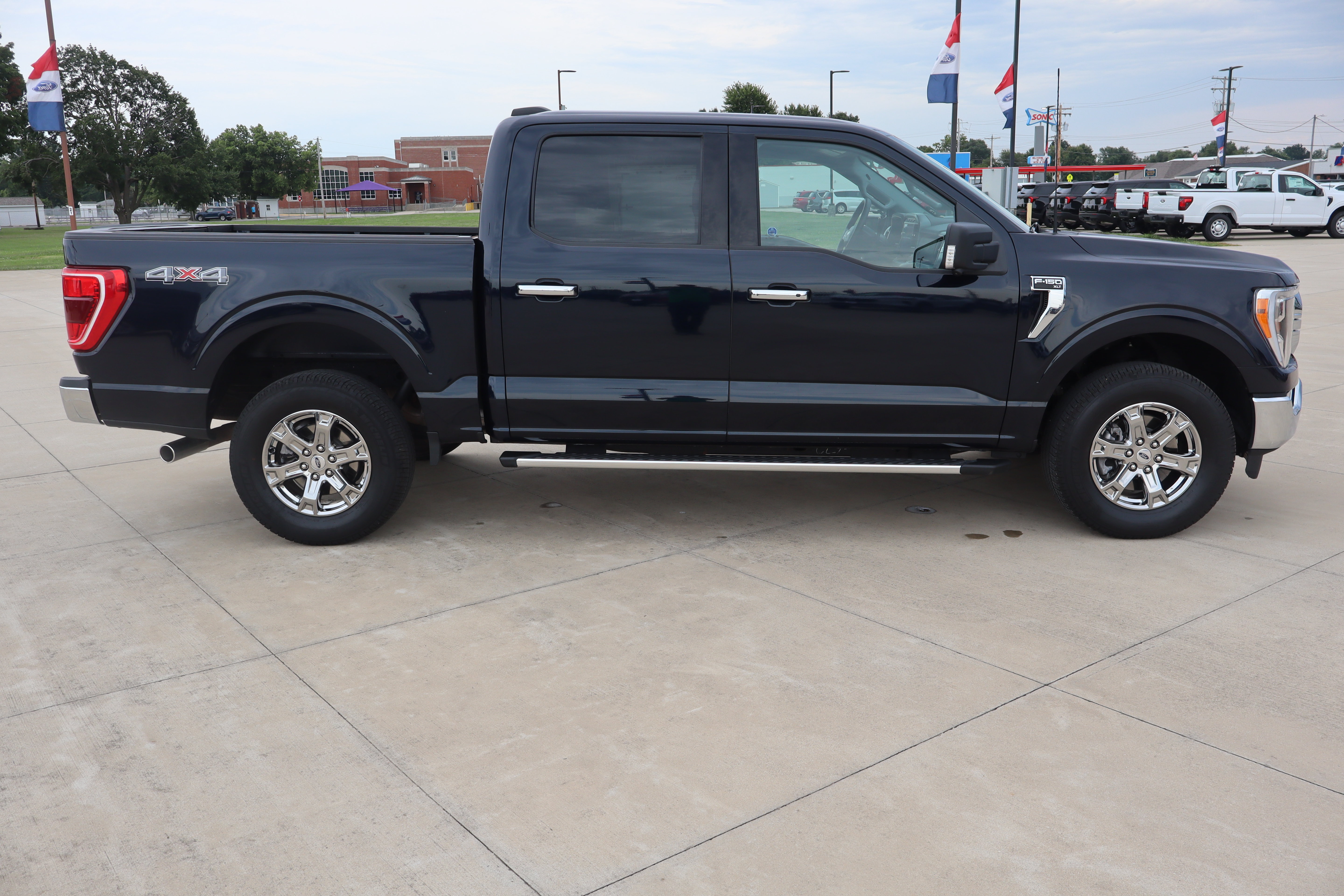 Used 2023 Ford F150 XLT w/ Equipment Group 302A High AWD/4WD image 5