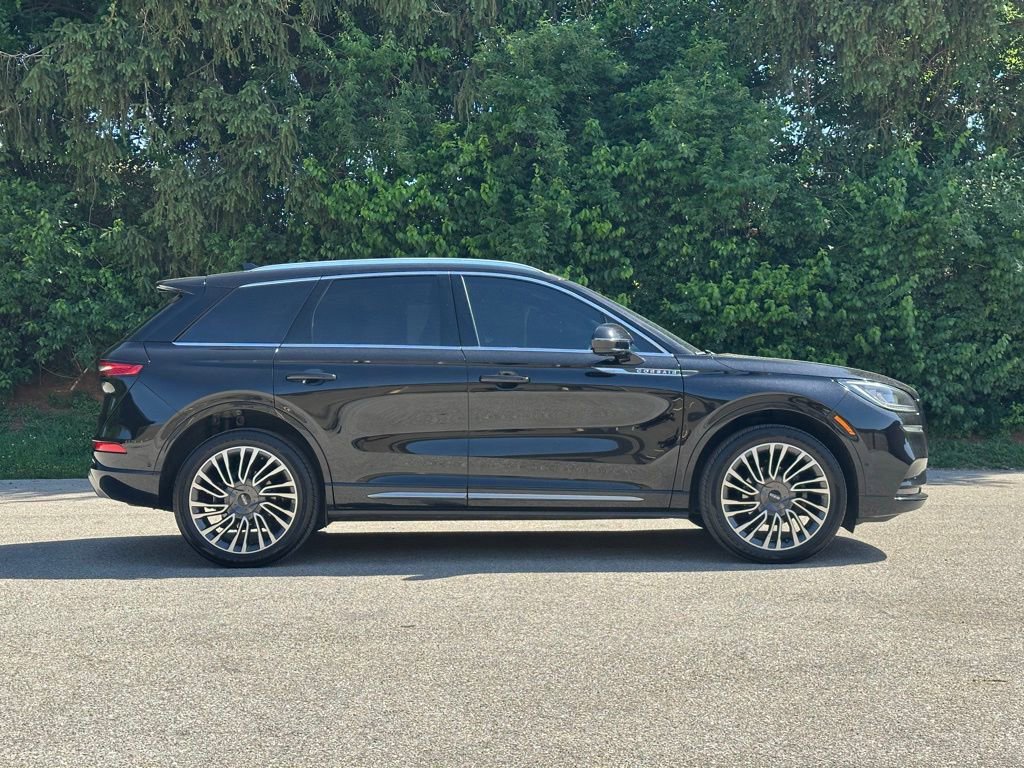 Used 2021 Lincoln Corsair Reserve AWD/4WD image 3