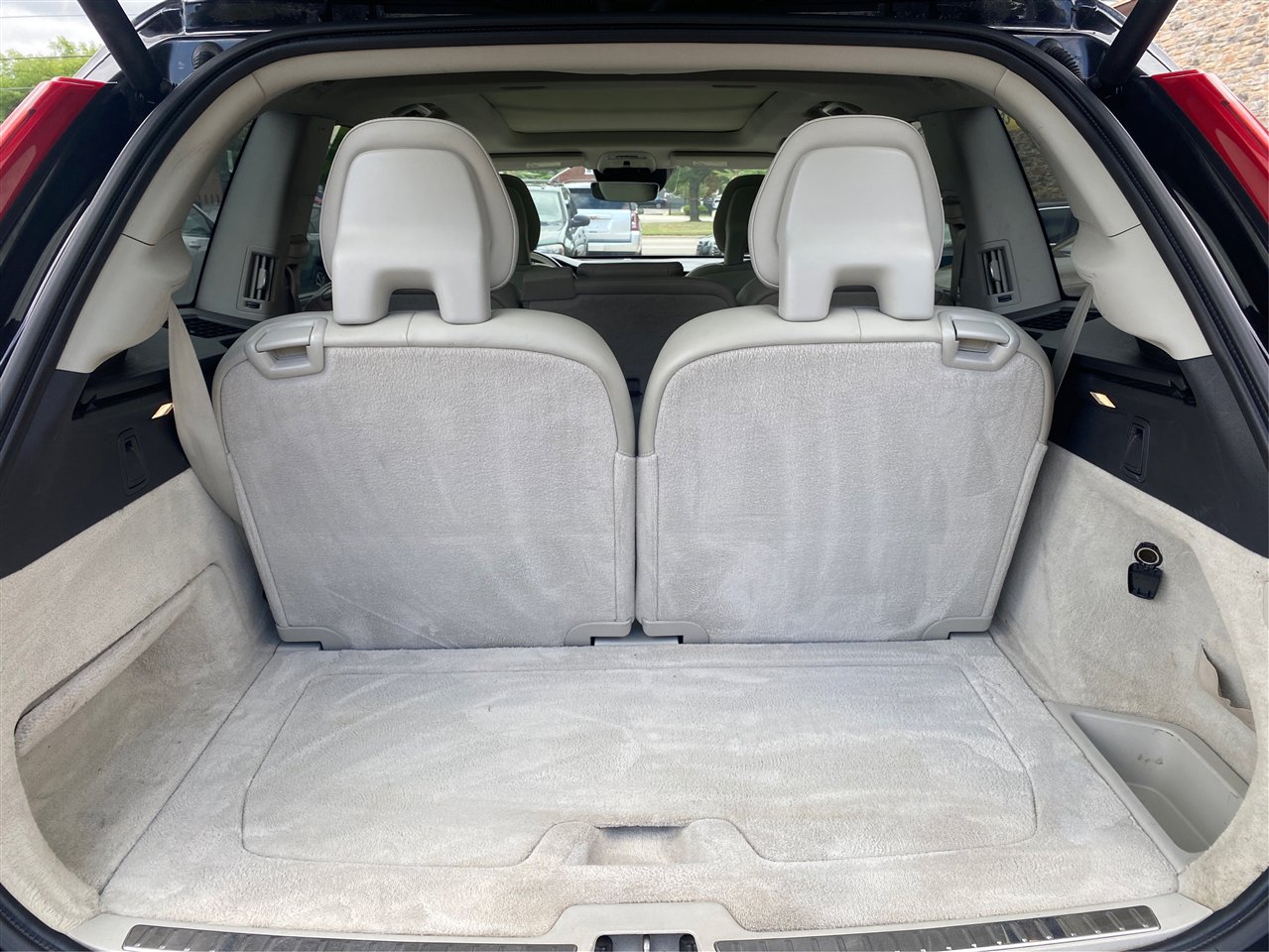 Used 2016 Volvo XC90 T6 Inscription w/ Vision Package image 22