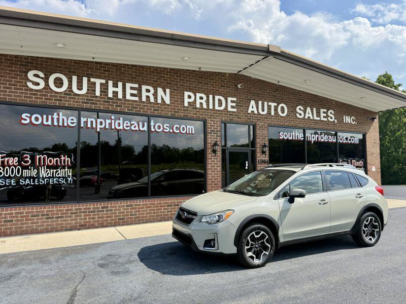 Used 2017 Subaru Crosstrek 2.0i Limited AWD/4WD image 1