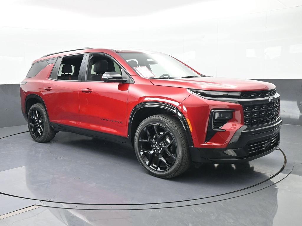 Used 2024 Chevrolet Traverse RS image 8