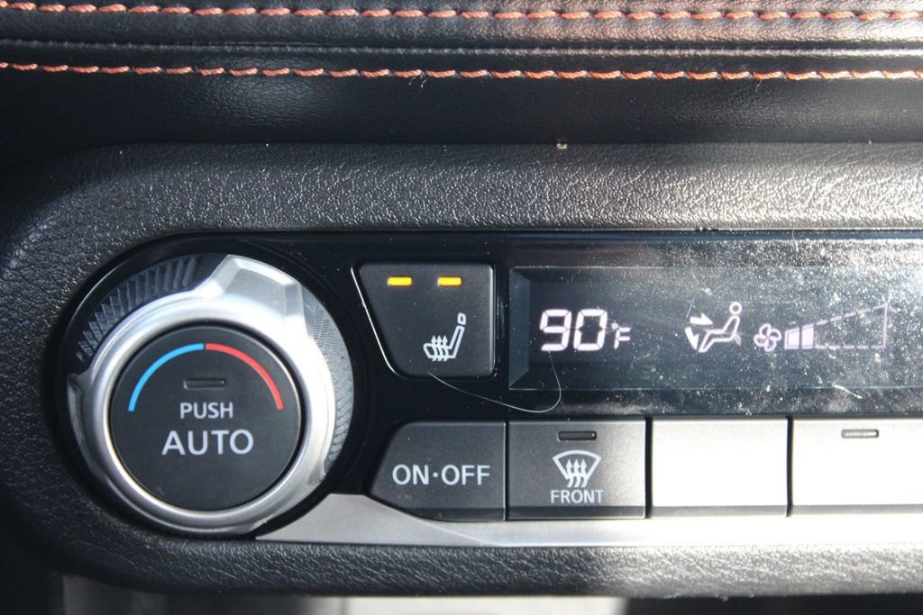 Used 2019 Nissan Kicks SR w/ SR Premium Package image 35