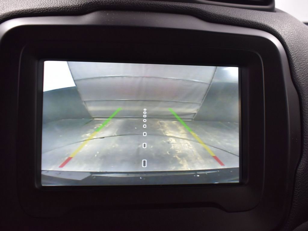 Used 2020 Jeep Renegade Limited w/ Trailer Tow Group image 31