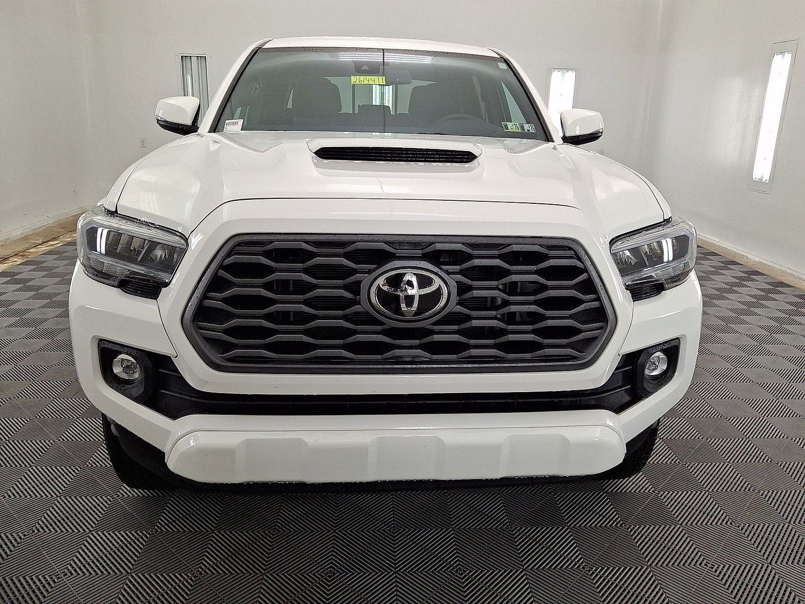 Used 2023 Toyota Tacoma TRD Sport AWD/4WD image 20