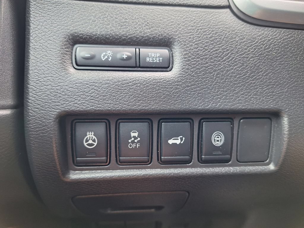 Used 2023 Nissan Murano Platinum w/ Cargo Package FWD image 12