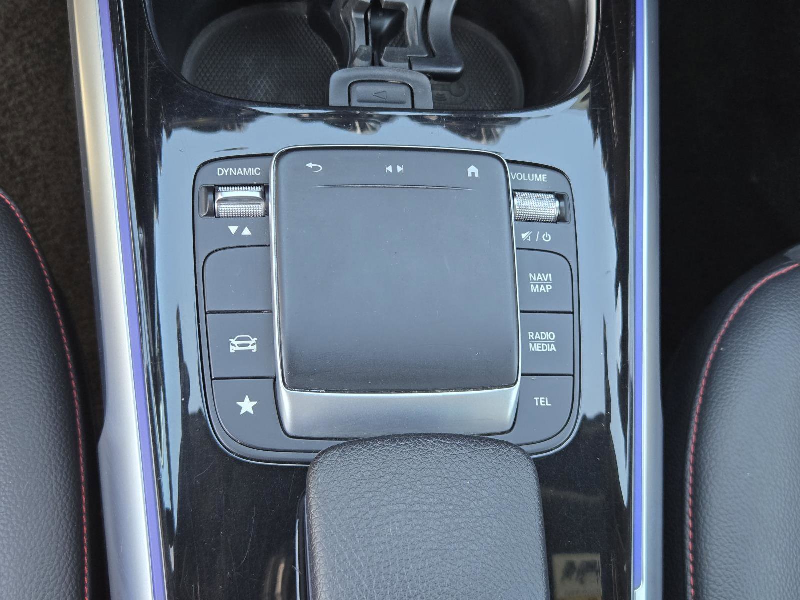 Used 2022 Mercedes-Benz GLB 250 image 11