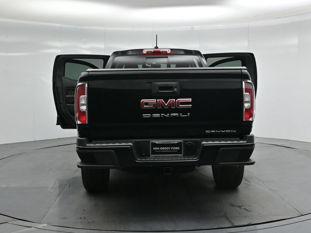 Used 2022 GMC Canyon Denali AWD/4WD image 34