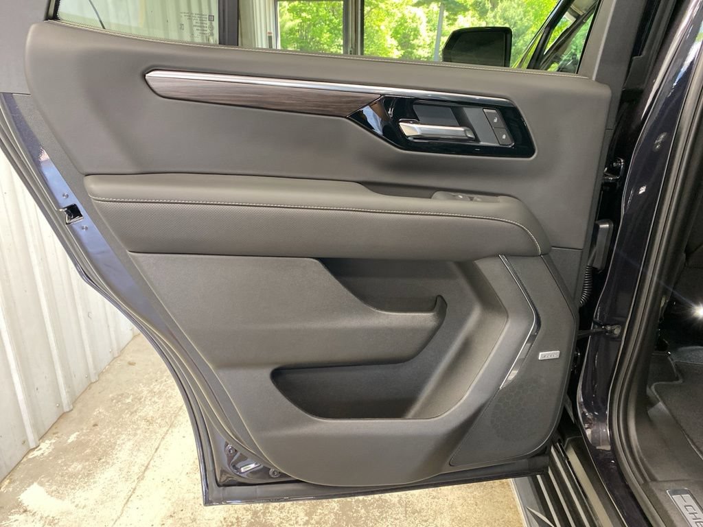 New 2026 Chevrolet Tahoe Premier w/ Sun And Tow Package AWD/4WD image 36