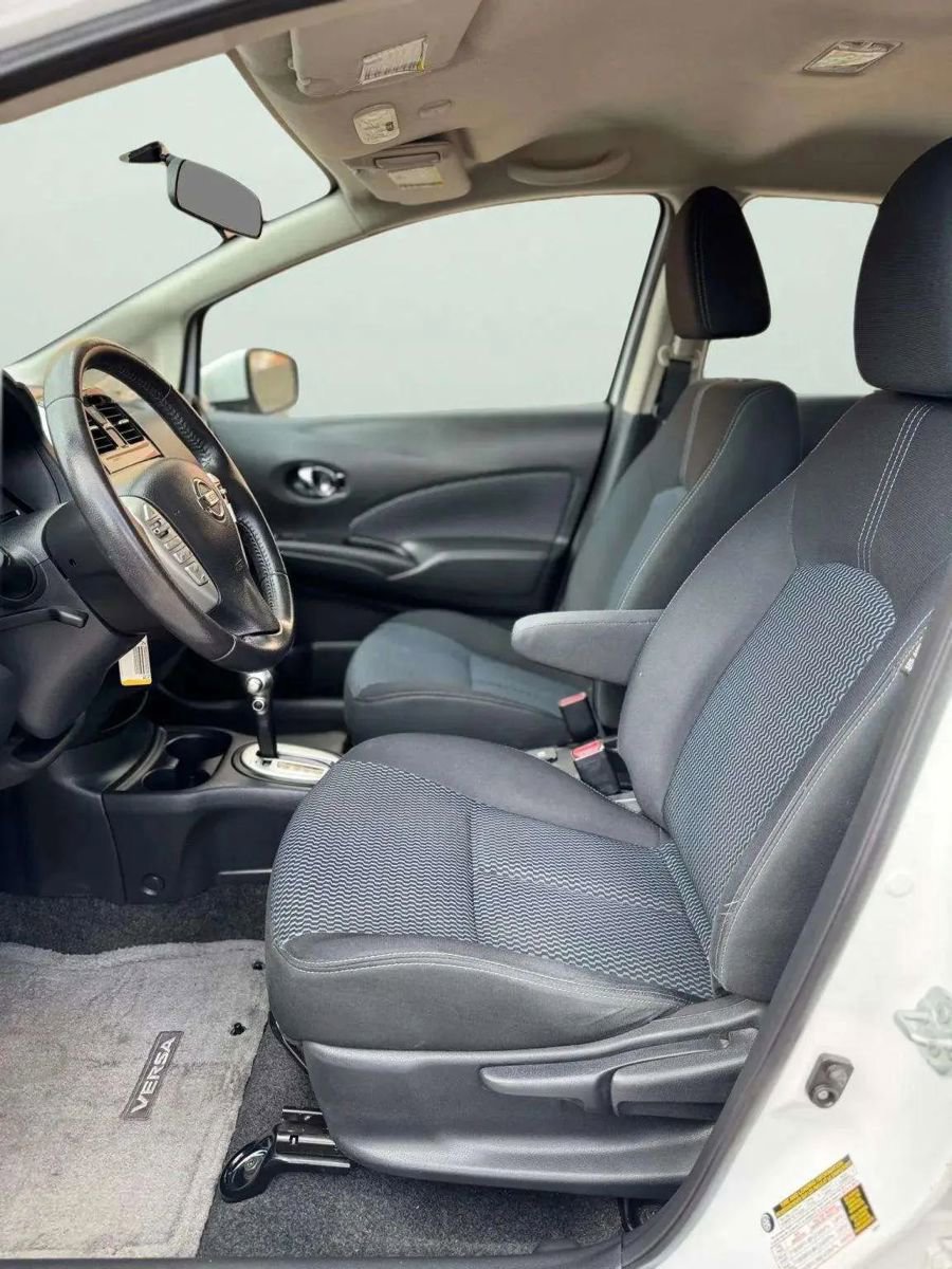 Used 2016 Nissan Versa Note SV image 13