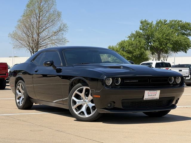 Used 2015 Dodge Challenger SXT Plus image 2