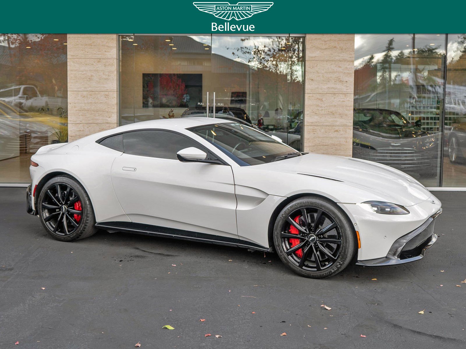 Used 2020 Aston Martin V8 Vantage Coupe RWD image 1