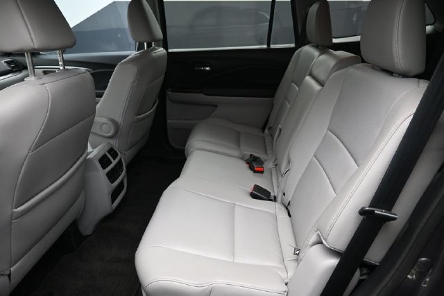 Used 2016 Honda Pilot EX-L image 19