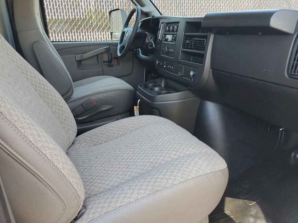 New 2025 Chevrolet Express 3500 w/ Power Convenience Package RWD image 13