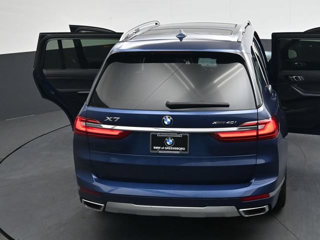 Used 2022 BMW X7 xDrive40i w/ Parking Assistance Package AWD/4WD image 44
