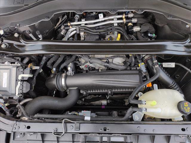 Certified 2025 Ford Explorer Platinum w/ LUX Leather Package image 24