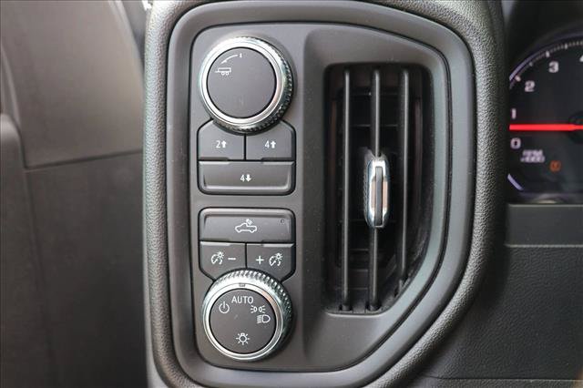 Used 2022 GMC Sierra 2500 Pro w/ Convenience Package AWD/4WD image 13