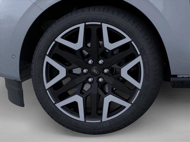 New 2025 Ford Expedition Platinum w/ Platinum Ultimate Package image 19