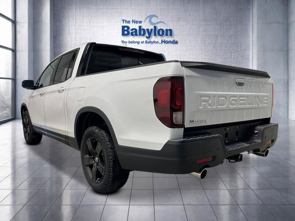New 2026 Honda Ridgeline Black Edition image 3