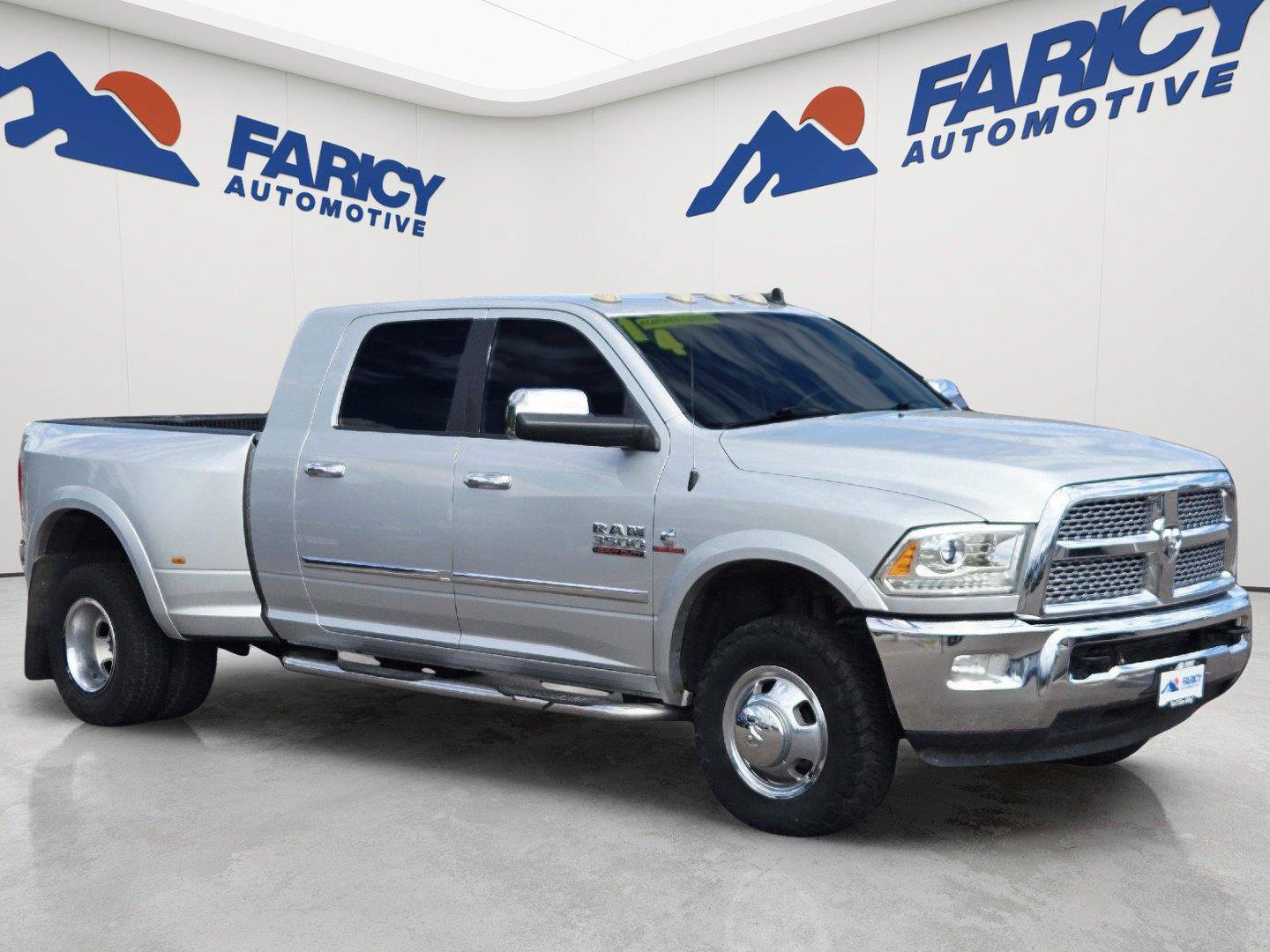 Used 2014 RAM 3500 Laramie AWD/4WD image 2