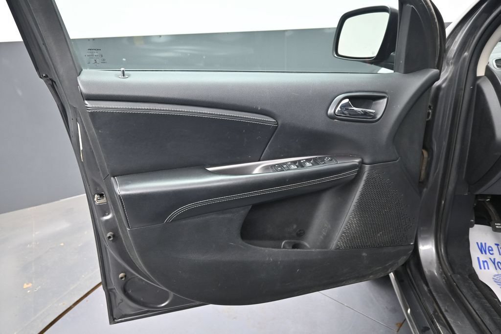Used 2017 Dodge Journey Crossroad AWD/4WD image 28