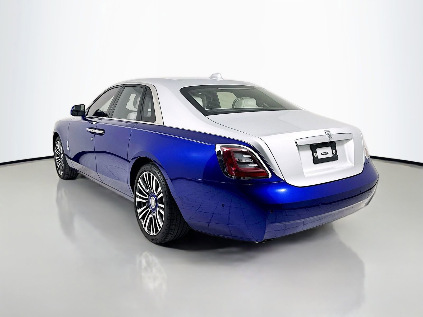 Certified 2023 Rolls-Royce Ghost w/ Ghost Package image 5