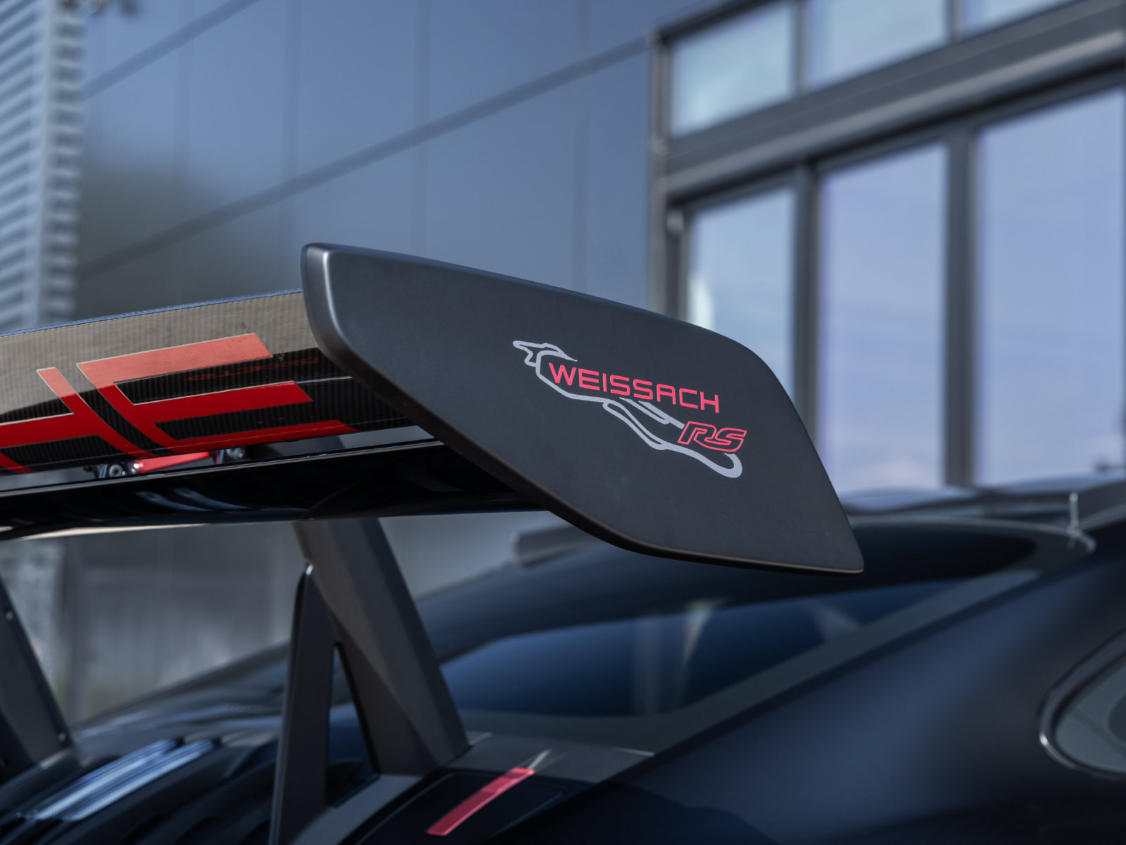 Certified 2025 Porsche 911 GT3 RS RWD image 21