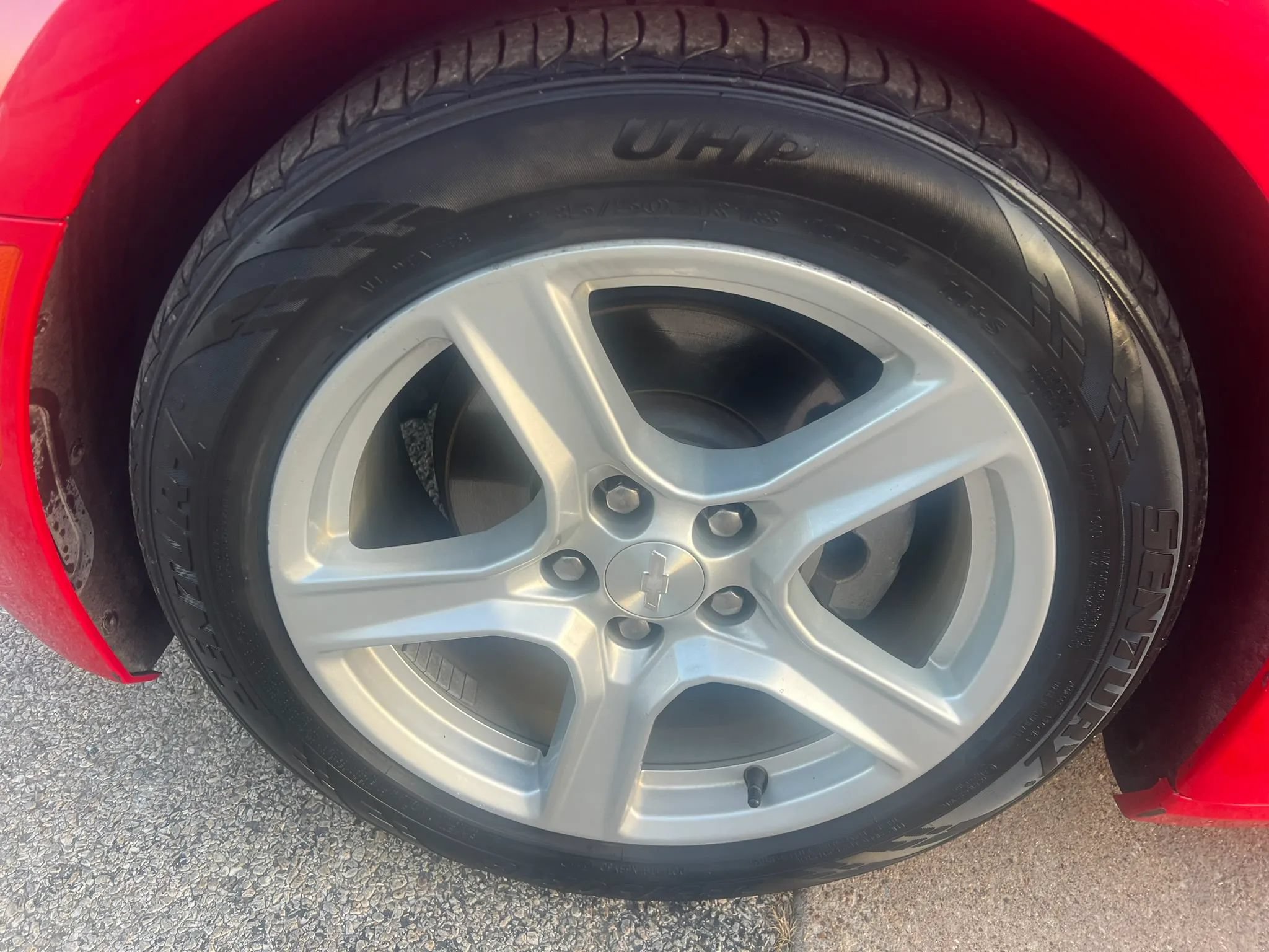 Used 2019 Chevrolet Camaro LT RWD image 16