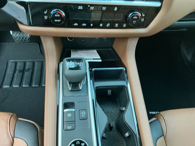 New 2025 Nissan Pathfinder Platinum image 12