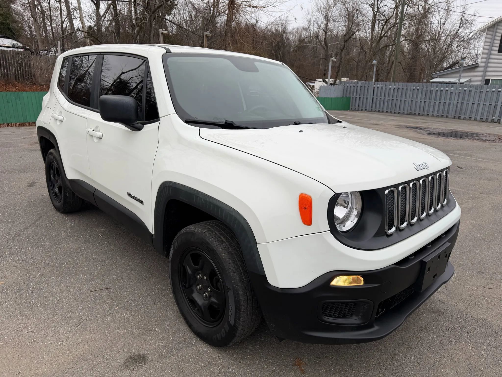 Used 2016 Jeep Renegade Sport w/ Power & Air Group image 3