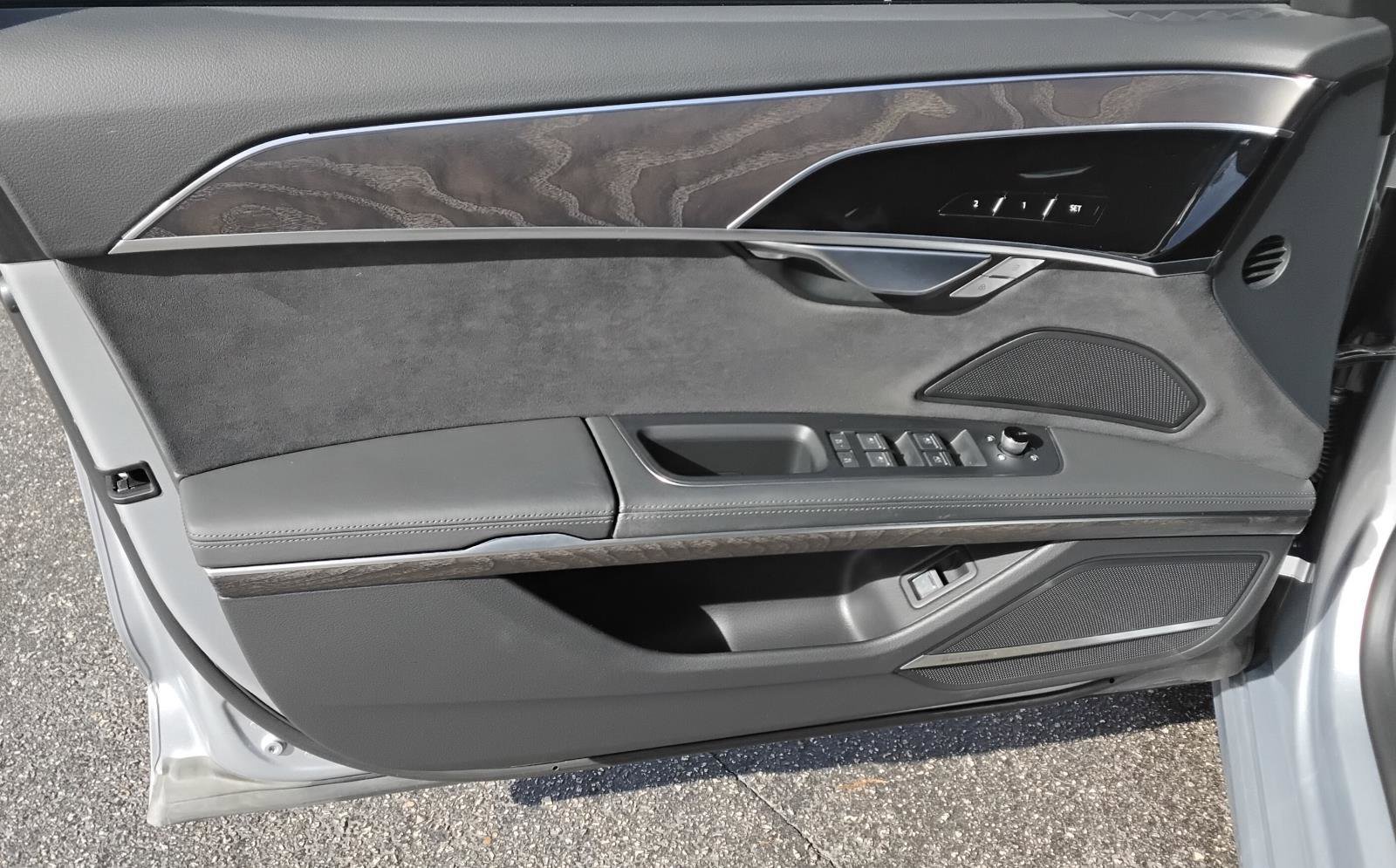 Certified 2022 Audi A8 L 3.0T image 16