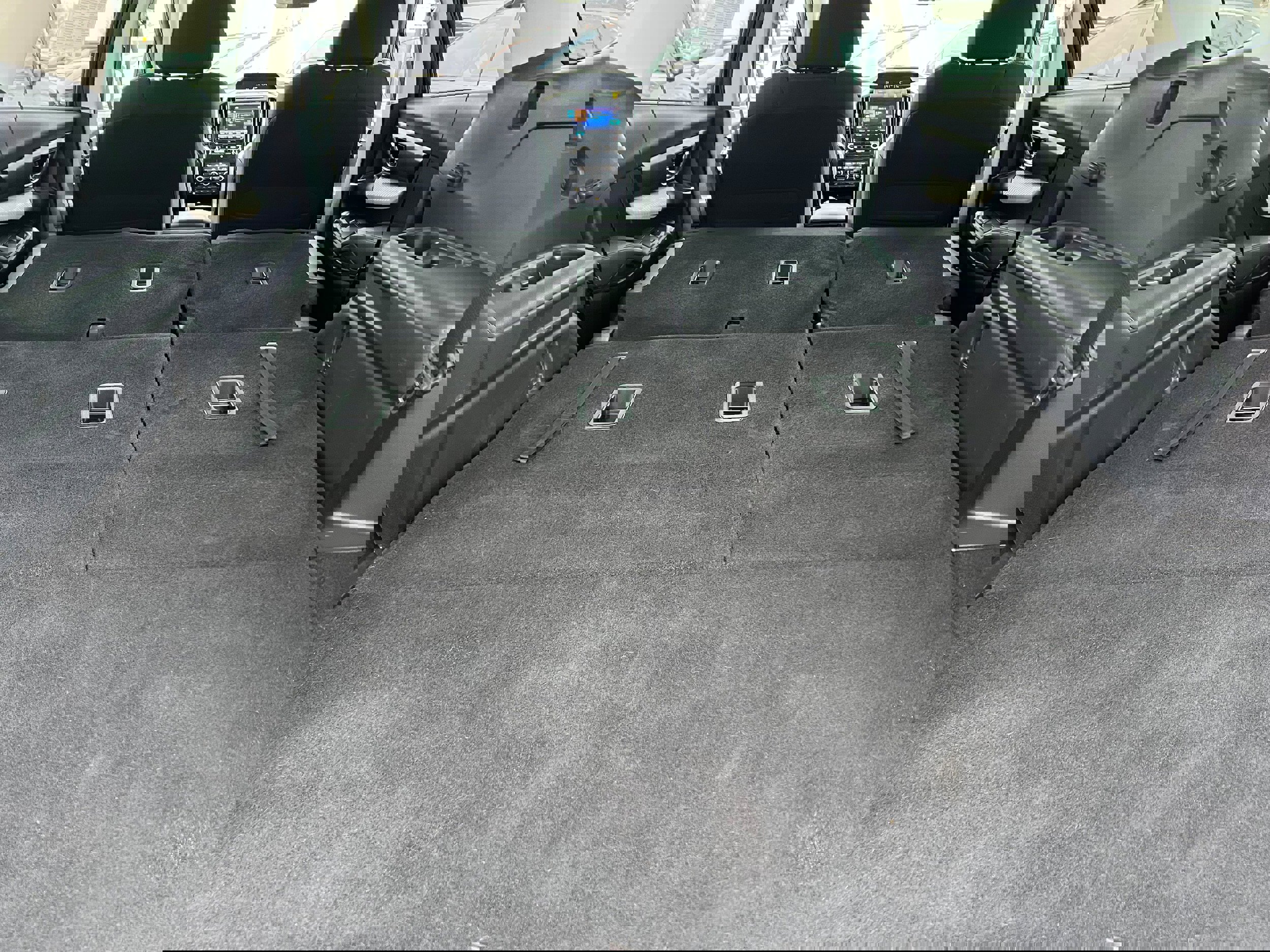 Used 2021 Subaru Ascent Premium w/ Convenience Package image 12