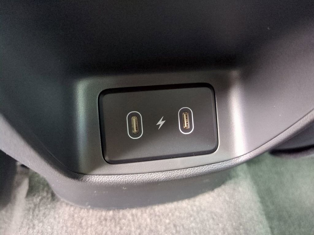 New 2026 Hyundai Elantra Limited image 15