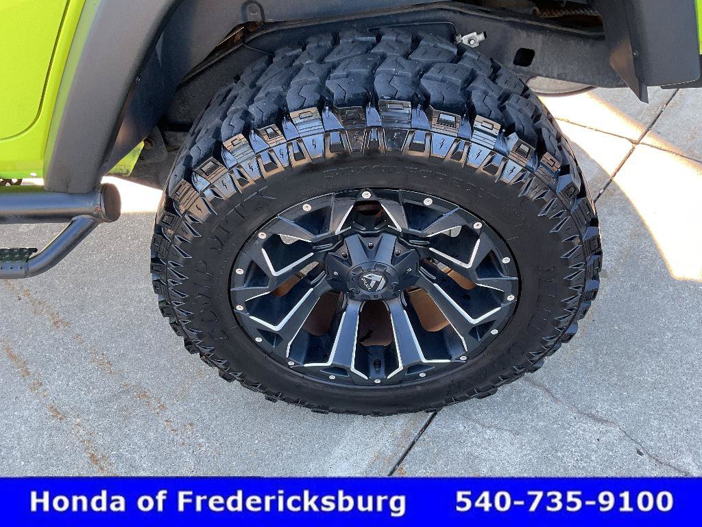 Used 2016 Jeep Wrangler Unlimited Sport w/ Connectivity Group AWD/4WD image 11