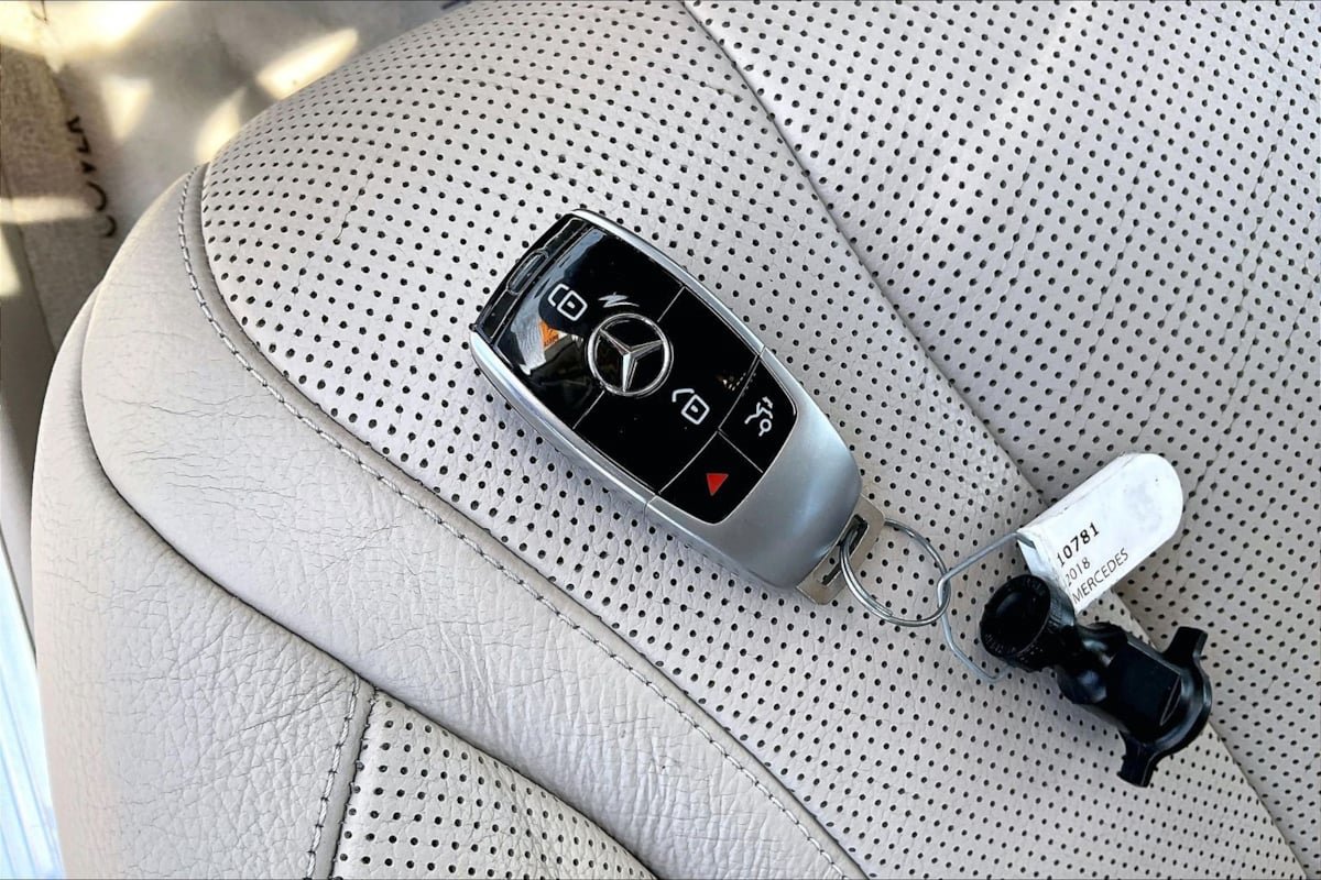 Used 2018 Mercedes-Benz S 450 Sedan image 9