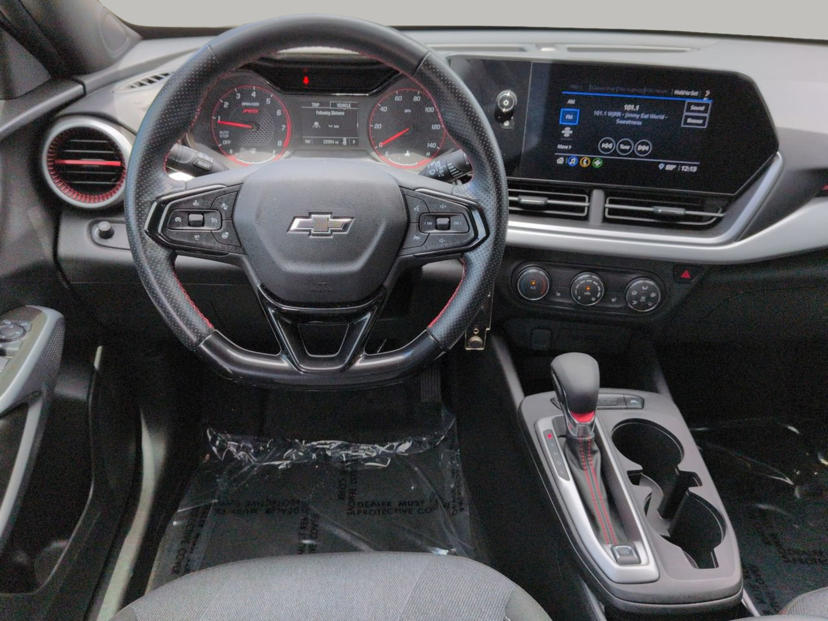 Used 2025 Chevrolet Trax RS w/ Driver Confidence Package FWD image 19