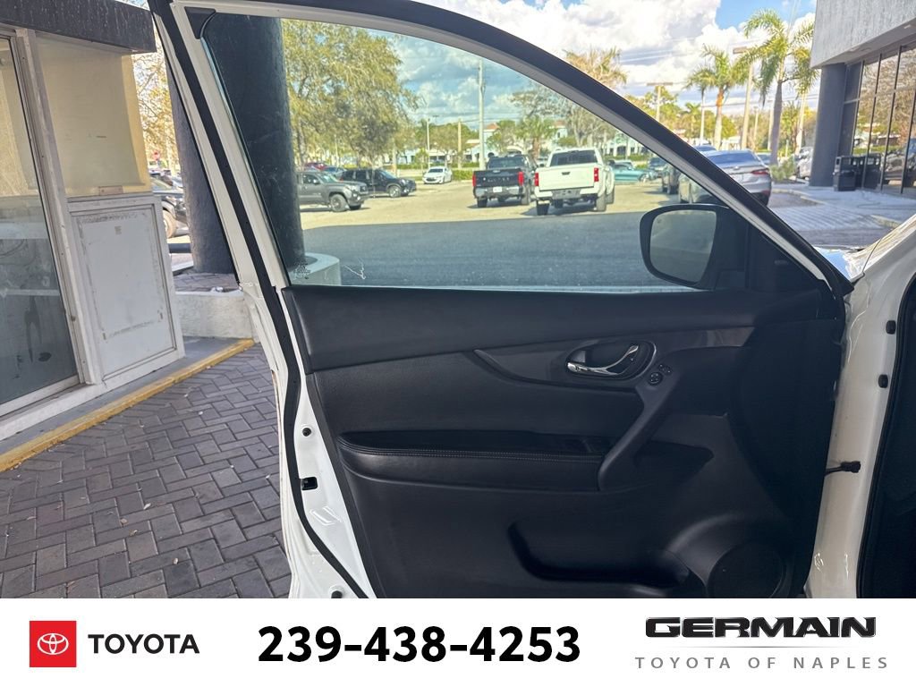 Used 2019 Nissan Rogue S w/ Special Edition Package image 17