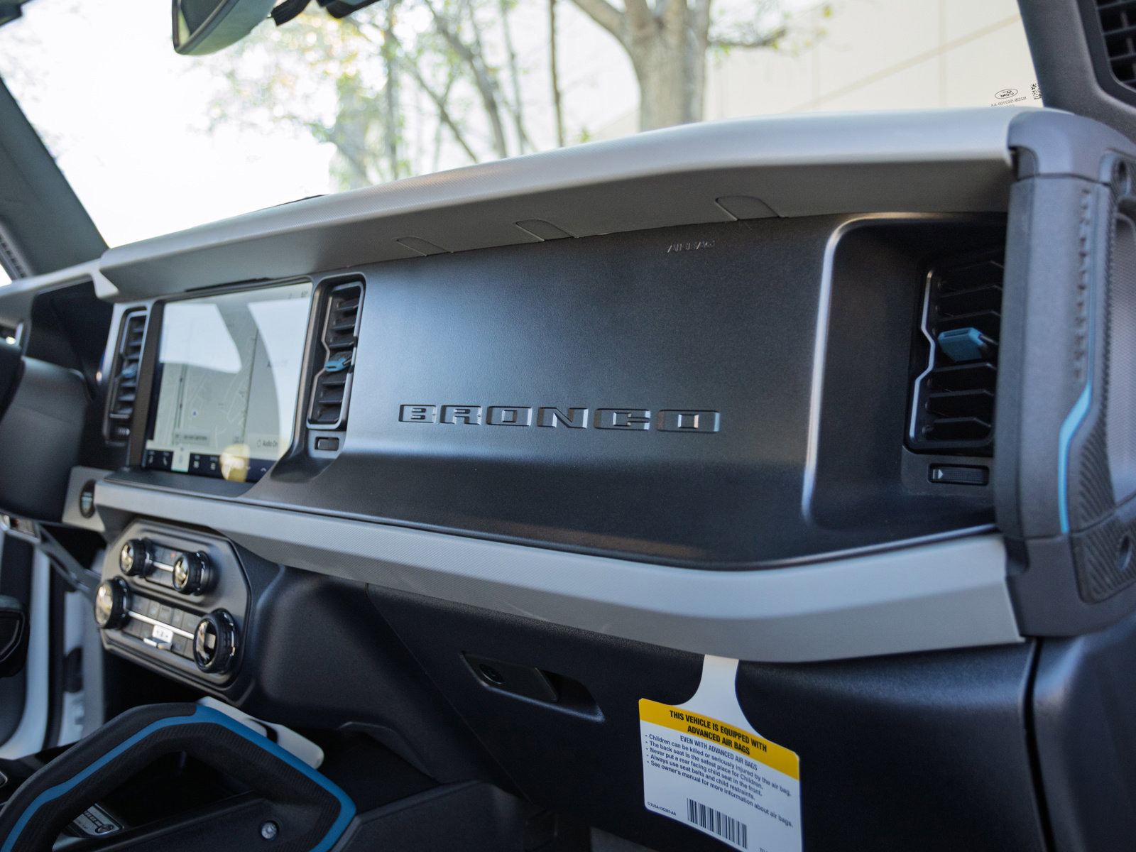 Used 2023 Ford Bronco Badlands w/ Sasquatch Package image 35