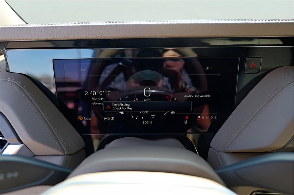 New 2026 GMC Yukon Denali w/ Sun & Power Step Package image 14