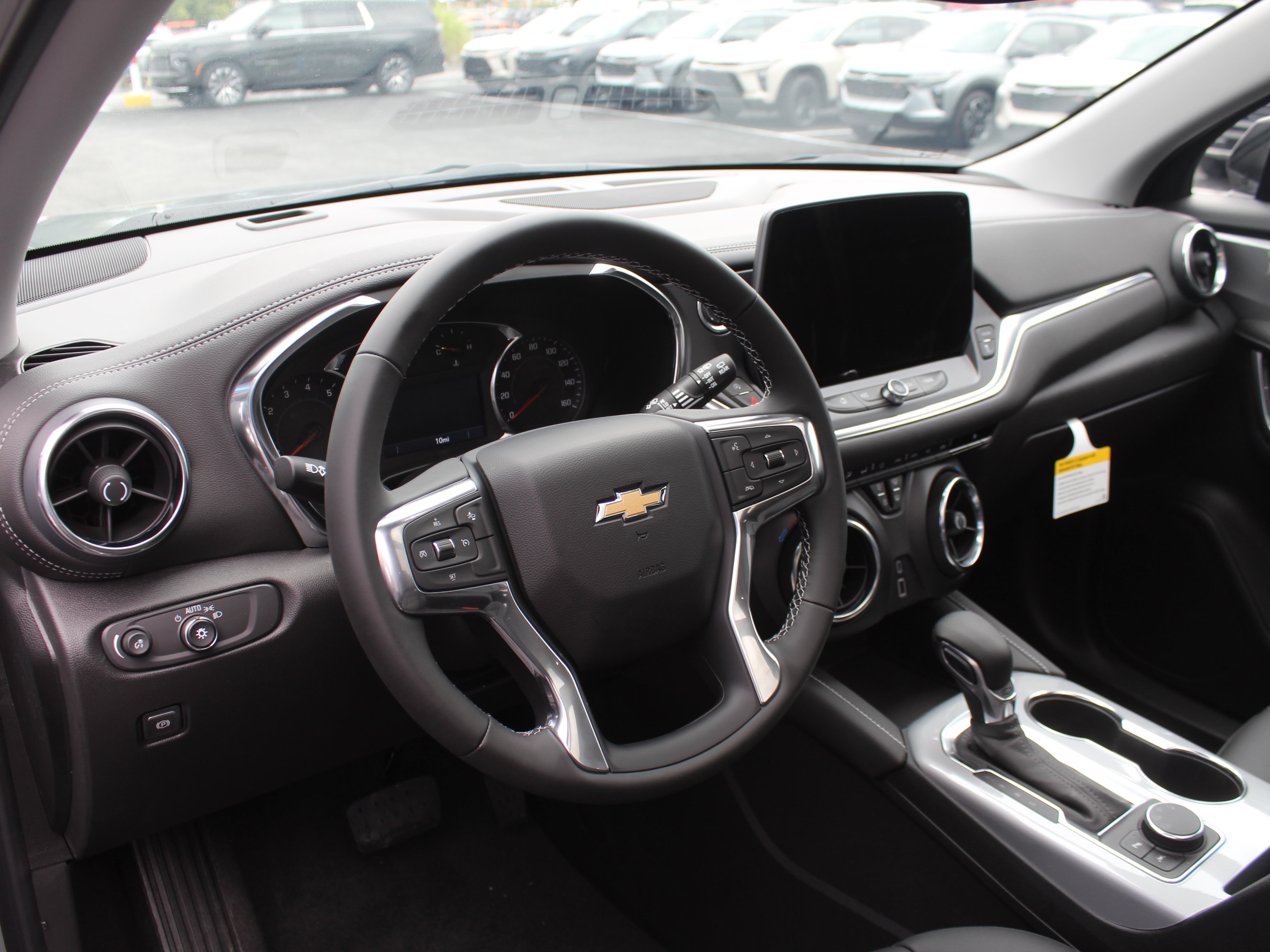 New 2026 Chevrolet Blazer LT w/ Midnight/Sport Edition AWD/4WD image 13