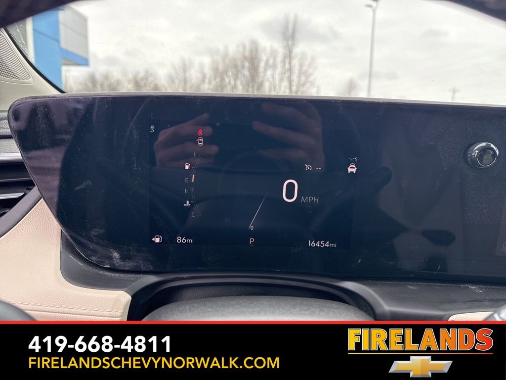 Certified 2024 Buick Encore GX Avenir w/ Avenir Convenience Package image 4