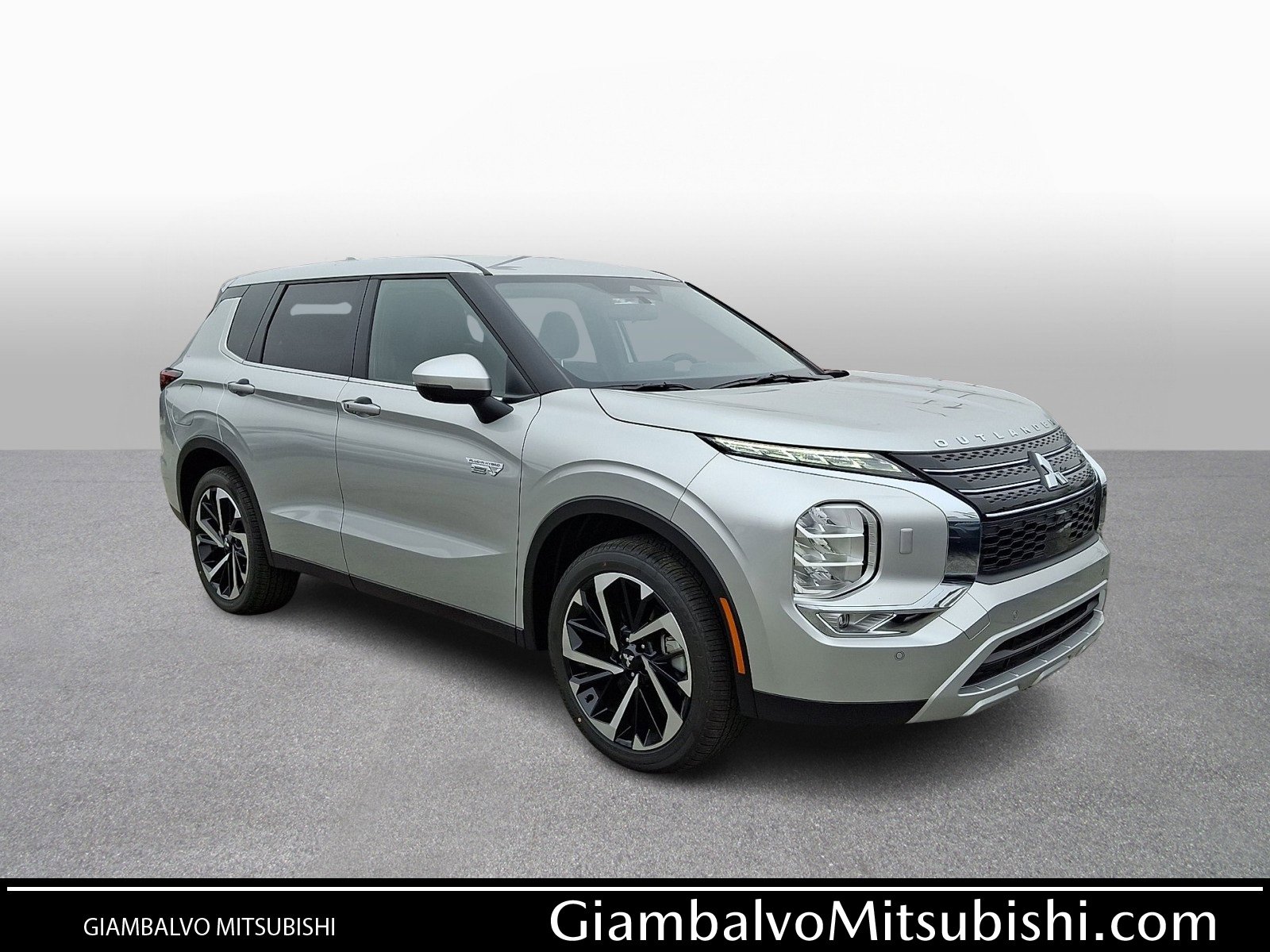 New 2025 Mitsubishi Outlander SE image 1