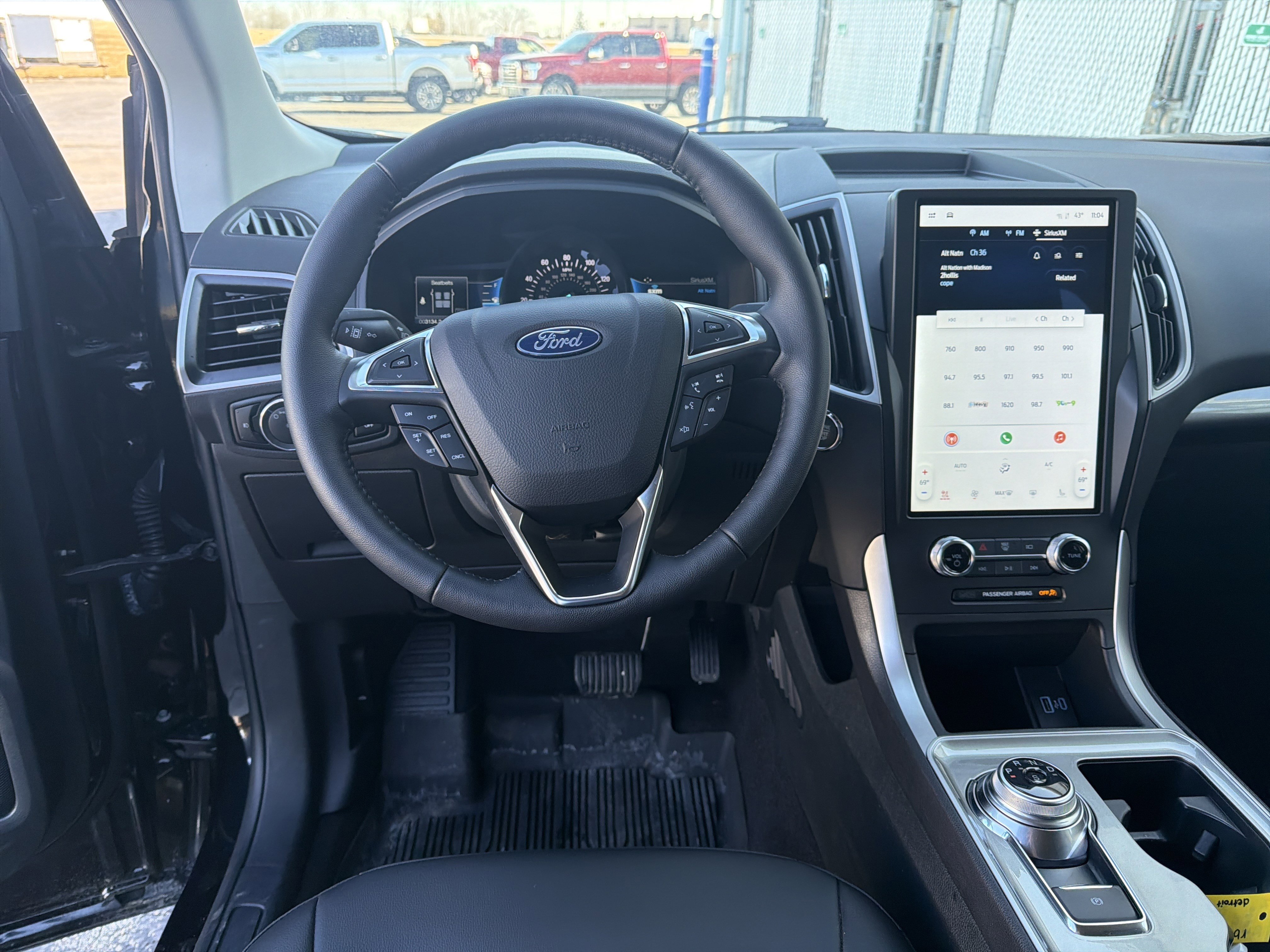 Used 2024 Ford Edge SEL w/ Convenience Package AWD/4WD image 22