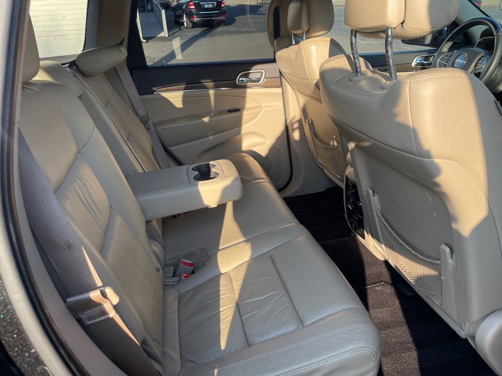Used 2016 Jeep Grand Cherokee Limited RWD image 18