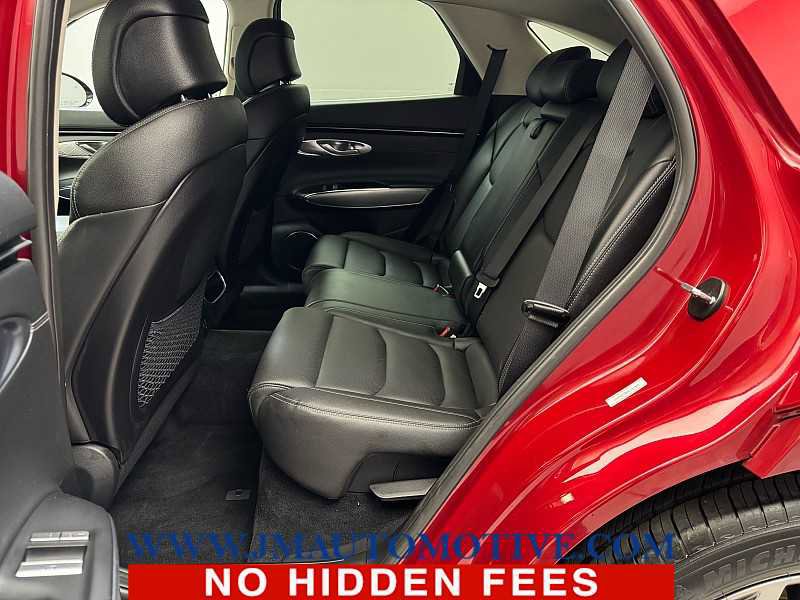 Used 2023 Genesis GV70 2.5T w/ Select Package image 15