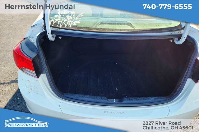 Used 2013 Hyundai Elantra GLS FWD image 10