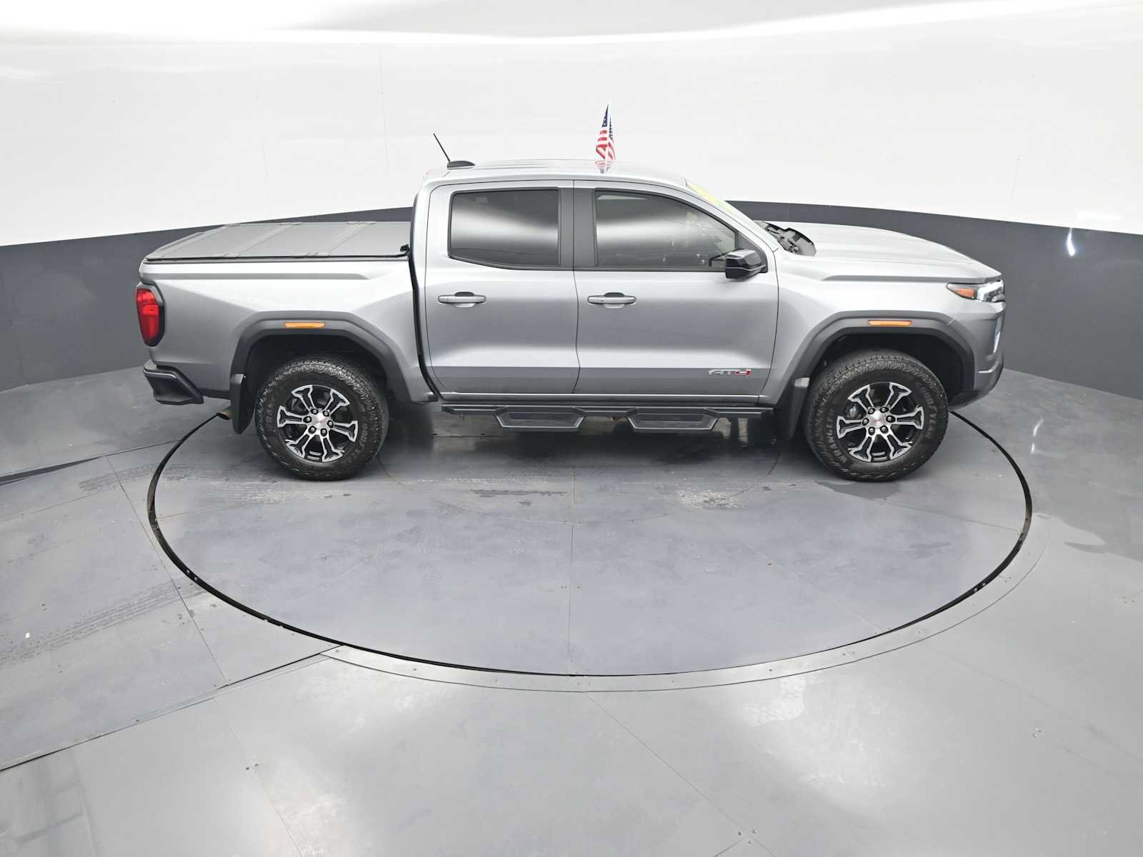 Used 2024 GMC Canyon AT4 w/ Technology Package AWD/4WD image 37